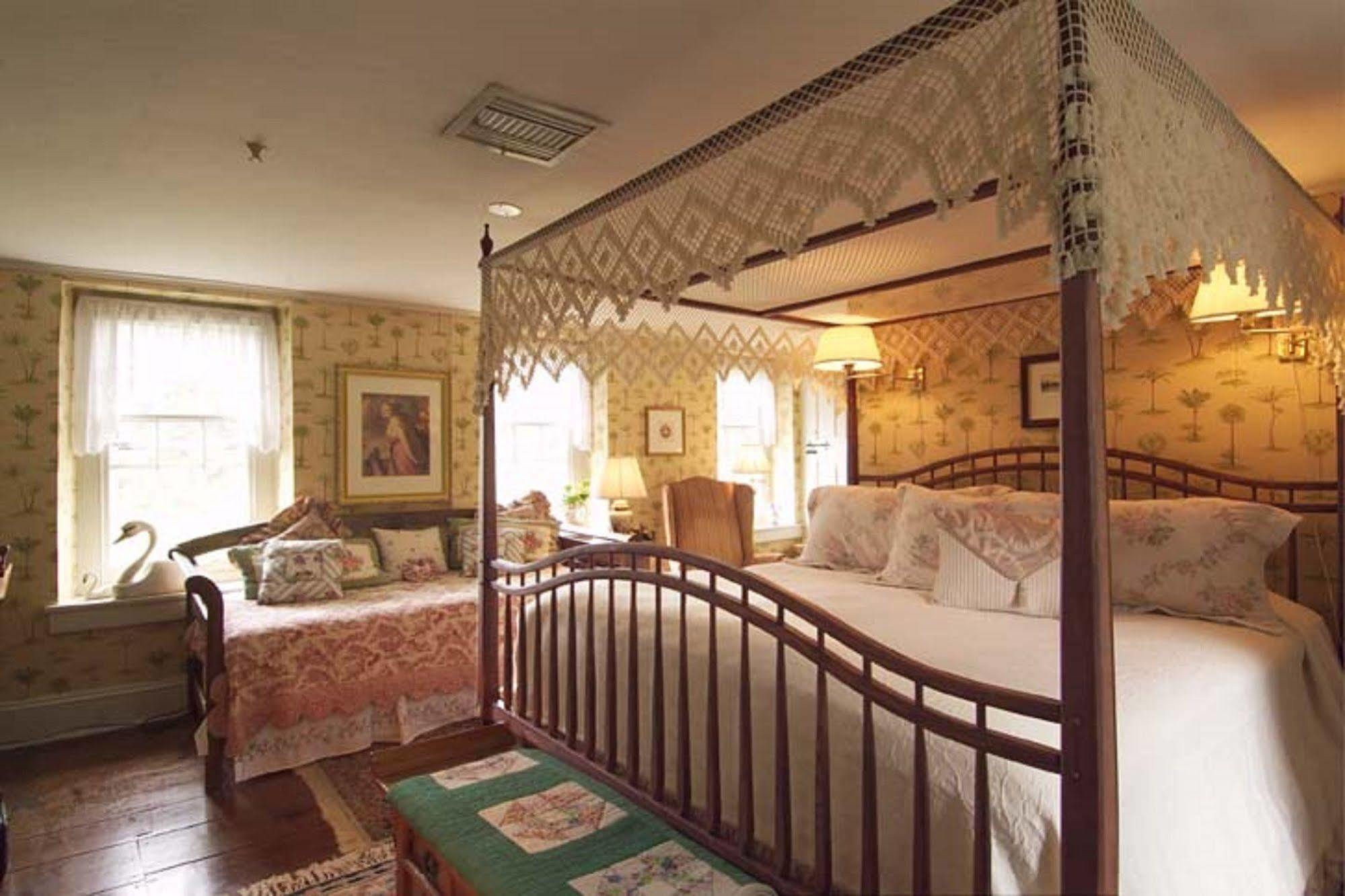Chadds FordWild Wisteria住宿加早餐旅馆 外观 照片
