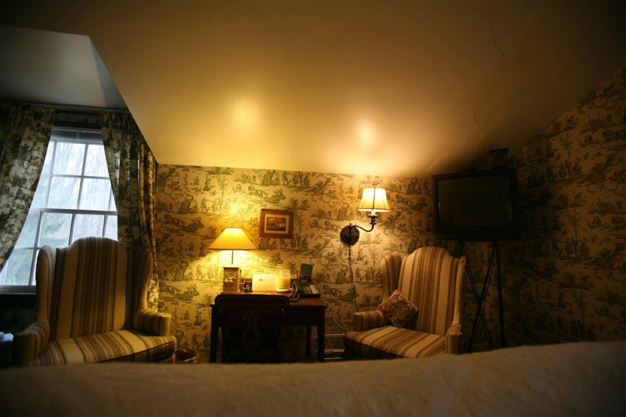 Chadds FordWild Wisteria住宿加早餐旅馆 外观 照片
