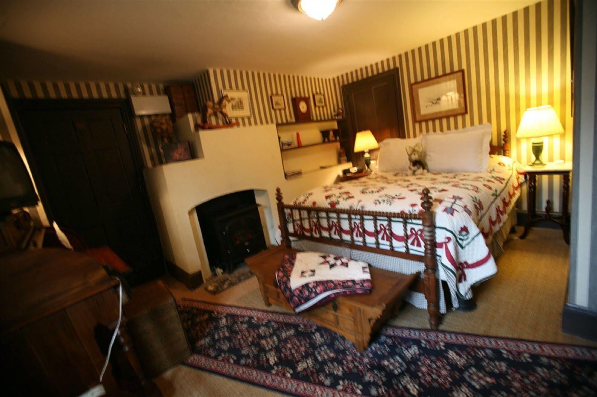 Chadds FordWild Wisteria住宿加早餐旅馆 外观 照片