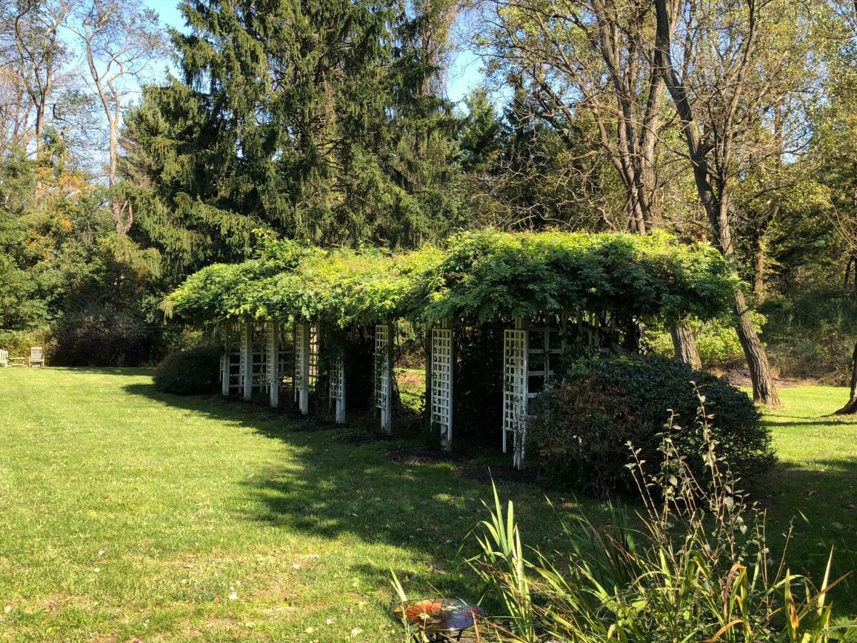 Chadds FordWild Wisteria住宿加早餐旅馆 外观 照片